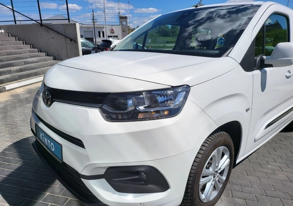 Toyota Proace City Verso cena 86900 przebieg: 141978, rok produkcji 2020 z Ząbki małe 596